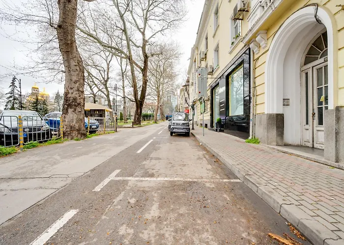 Cozy Nest Charming Loft In The Heart Of Varna
